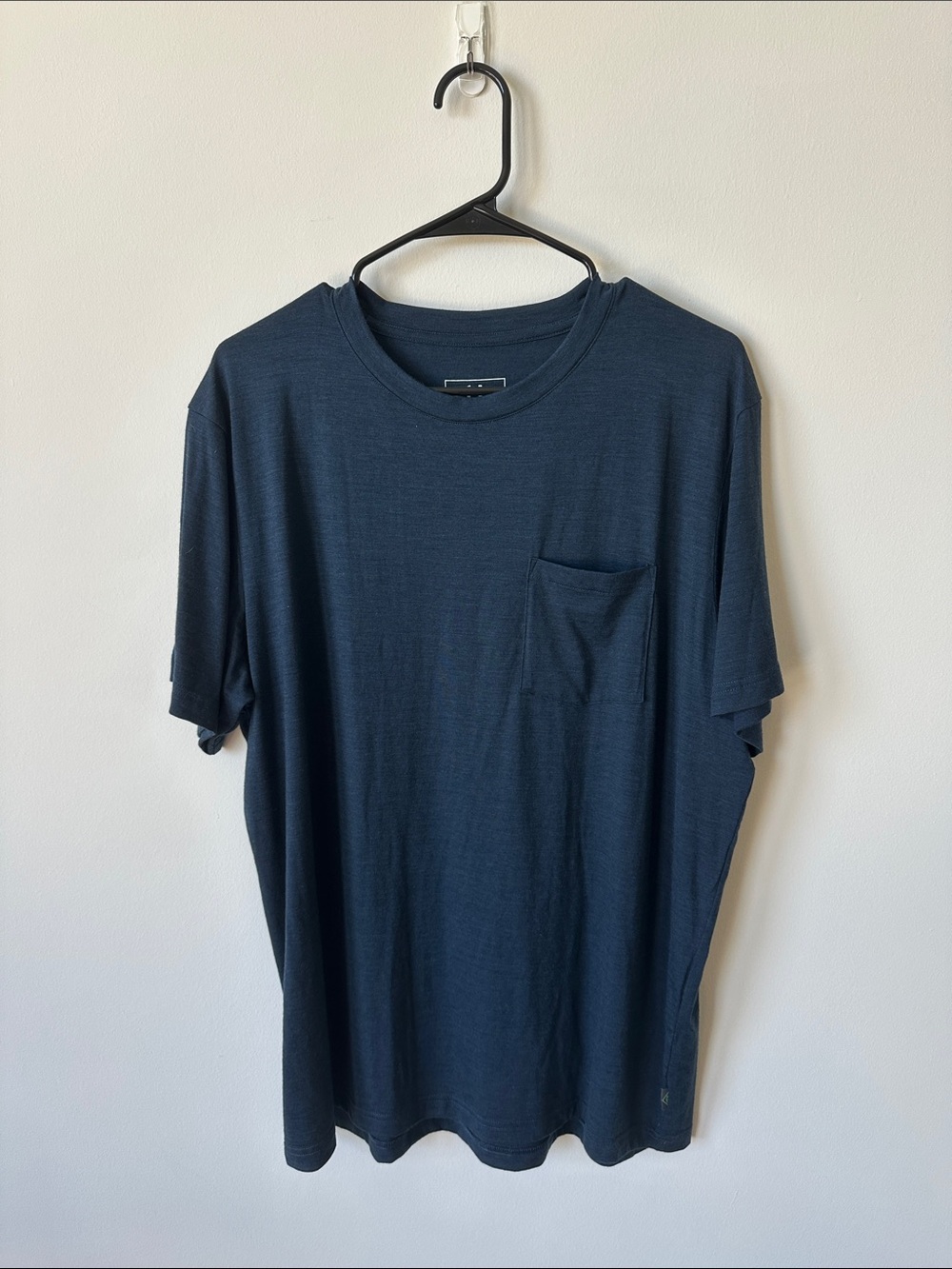 Stio Men's Navy Short-Sleeve Pocket Tee